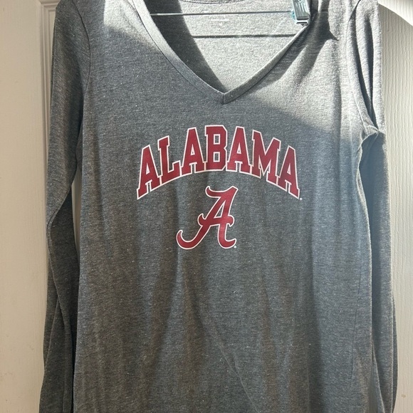 Champion Tops - CHAMPION Women’s Long Sleeve Alabama Crimson Tide t-Shirt V-neck